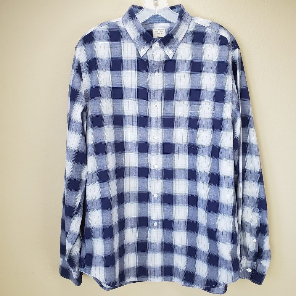 J Crew Navy‎ Gray Plaid Button down L
